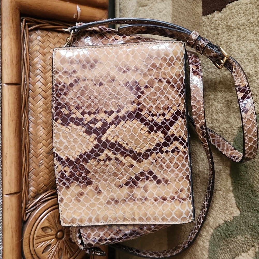 Michael Kors snakeskin pattern leather purse - Picture 5 of 12